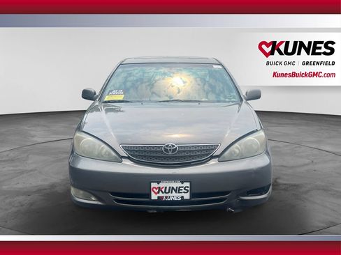 Used 2003 Toyota Camry SE FWD image 3