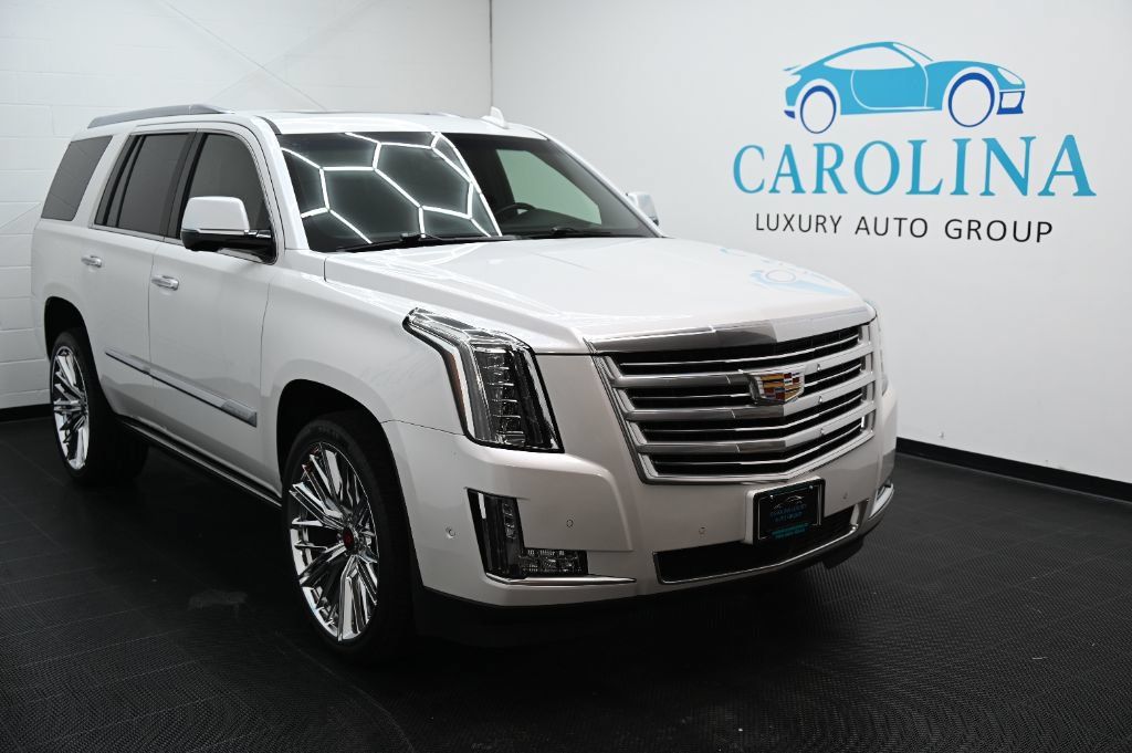 Used 2018 Cadillac Escalade Platinum AWD/4WD image 1