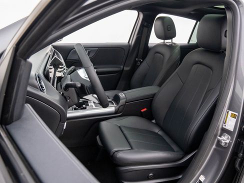 New 2026 Mercedes-Benz GLA 250 GLA 250 image 17