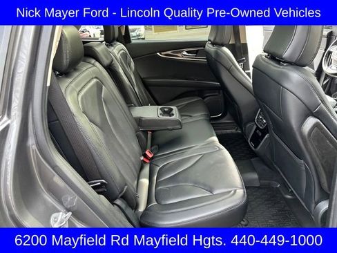 Used 2022 Lincoln Nautilus Reserve image 16