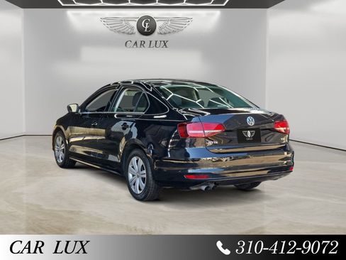 Used 2017 Volkswagen Jetta S image 3