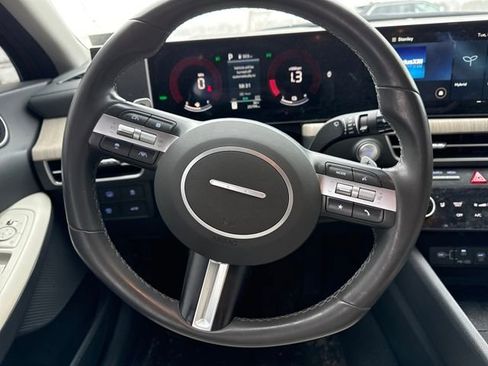 Used 2025 Hyundai Sonata SEL image 17