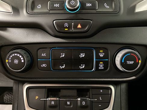Certified 2023 GMC Terrain SLE FWD image 18
