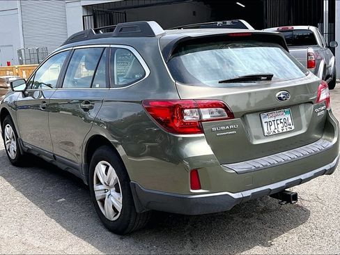 Used 2016 Subaru Outback 2.5i AWD/4WD image 6
