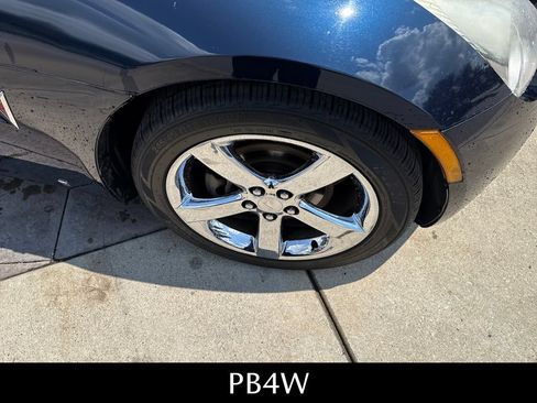 Used 2007 Pontiac Solstice Convertible w/ Premium Package RWD image 16