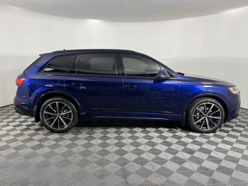 Used 2020 Audi Q7 3.0T Prestige image 9