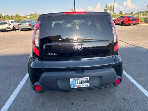 Used 2015 Kia Soul + FWD image 5