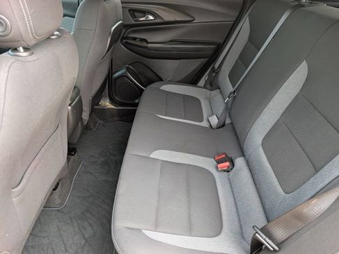 Used 2023 Chevrolet TrailBlazer LT FWD image 18
