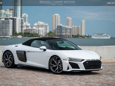 Used 2023 Audi R8 V10 performance image 2