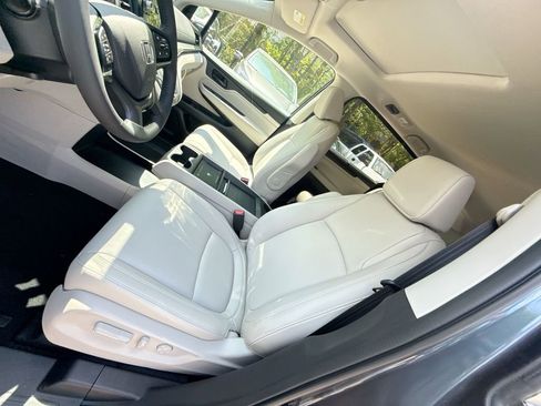 New 2026 Honda Odyssey EX-L image 13