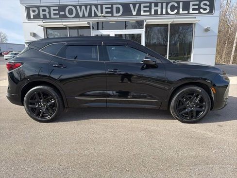Certified 2024 Chevrolet Blazer RS w/ Driver Confidence II Package AWD/4WD image 2