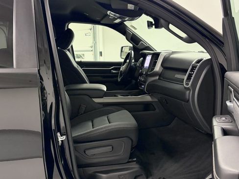 Used 2022 RAM 1500 Big Horn AWD/4WD image 17