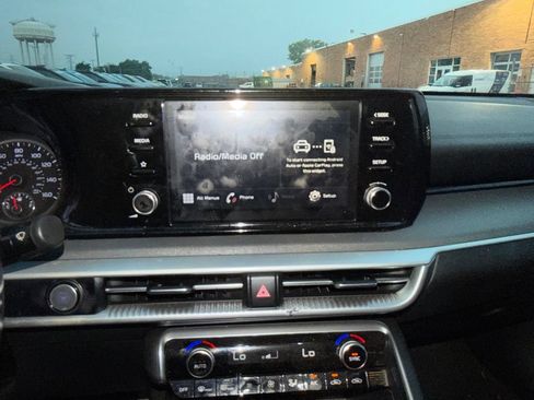 Used 2021 Kia K5 GT-Line w/ GT-Line FWD Premium Package image 9