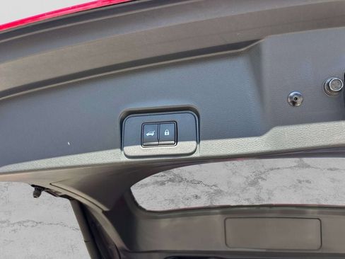 Used 2021 Nissan Rogue SL w/ Premium Package AWD/4WD image 14