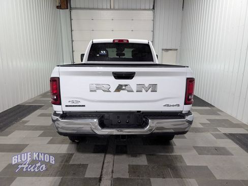 Used 2026 RAM 2500 Big Horn AWD/4WD image 4