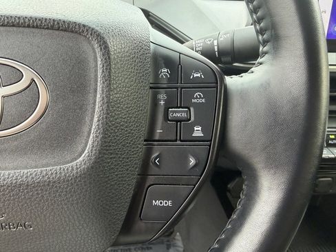 Used 2024 Toyota Prius LE image 24
