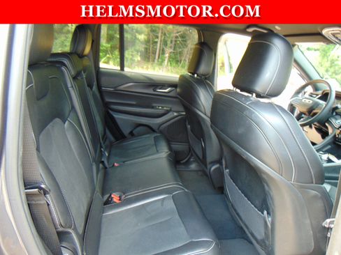 Certified 2024 Jeep Grand Cherokee Altitude RWD image 36
