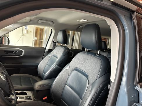 Used 2022 Ford Bronco Sport Outer Banks image 6