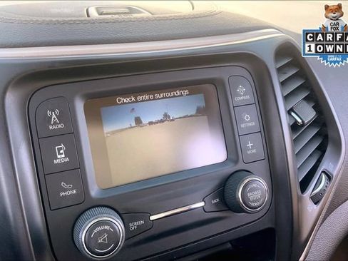 Used 2018 Jeep Cherokee Latitude w/ Altitude Package FWD image 19