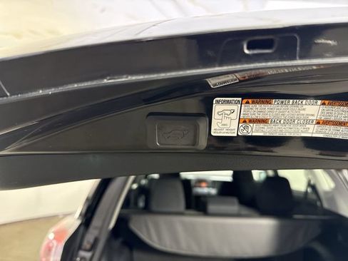 Used 2016 Toyota RAV4 XLE AWD/4WD image 34