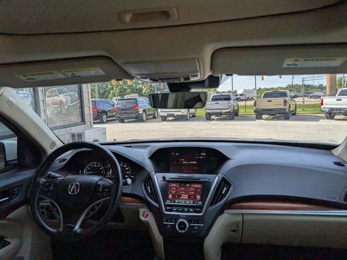 Used 2017 Acura MDX SH-AWD w/ Advance Package image 18