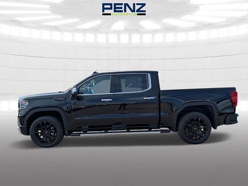 New 2026 GMC Sierra 1500 Denali w/ LPO, Black Badging Package AWD/4WD image 3