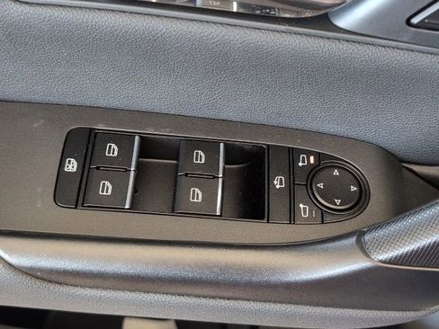 Used 2025 MAZDA CX-50 AWD 2.5 S w/ Accent Package image 17