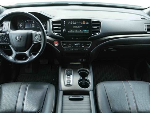 Used 2023 Honda Passport TrailSport image 27