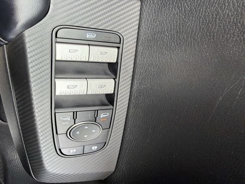 Used 2024 Mitsubishi Outlander ES FWD image 8