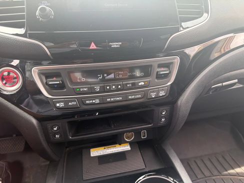 Used 2020 Honda Passport Elite image 9