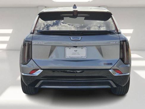 New 2026 Cadillac Optiq Luxury 1 image 7