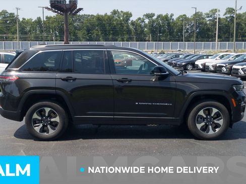 Used 2024 Jeep Grand Cherokee Limited 4xe AWD/4WD image 4