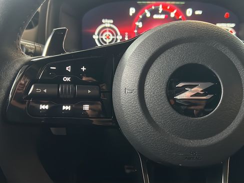 Used 2025 Nissan Z NISMO w/ Floor Mat Package RWD image 23