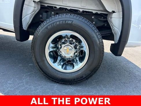 Certified 2025 Chevrolet Silverado 3500 LT AWD/4WD image 9