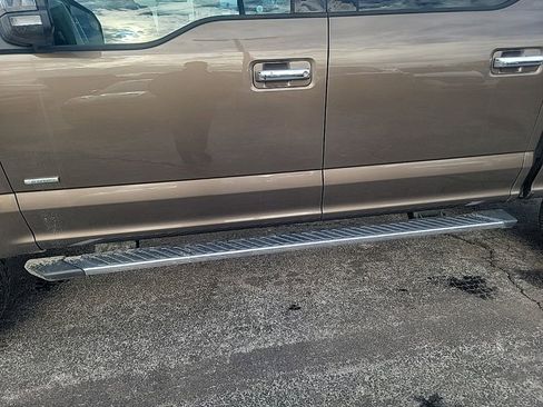 Used 2017 Ford F150 XLT w/ Equipment Group 302A Luxury image 24