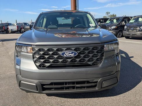 New 2025 Ford Maverick XL image 9