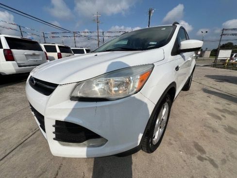 Used 2013 Ford Escape SE AWD/4WD image 1