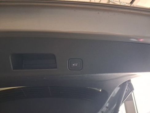 Used 2025 Buick Enclave Preferred image 29