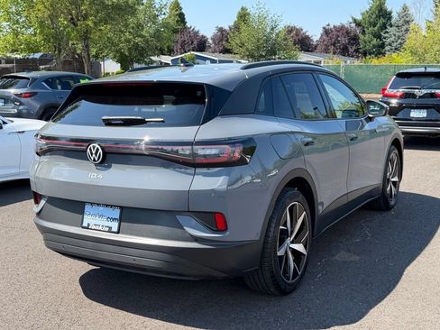 Used 2023 Volkswagen ID.4 Pro S RWD image 7