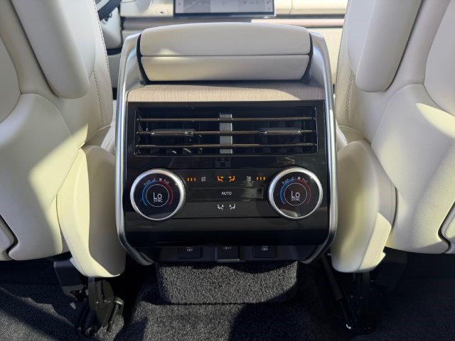 Used 2023 Land Rover Range Rover SE AWD/4WD image 19