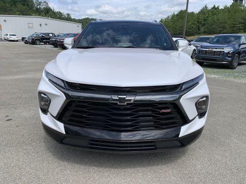 Used 2024 Chevrolet Blazer RS w/ Driver Confidence II Package FWD image 14