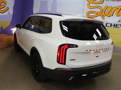 Used 2022 Kia Telluride SX AWD/4WD image 6