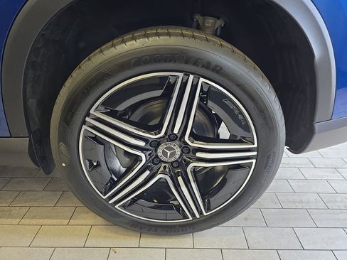 New 2026 Mercedes-Benz GLC 300 image 36