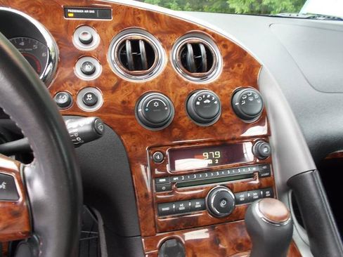 Used 2007 Pontiac Solstice GXP w/ Premium Package RWD image 33