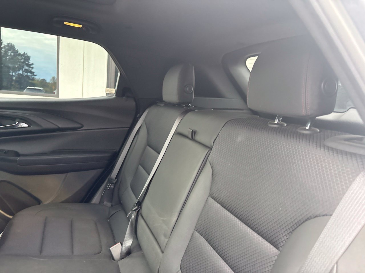 Used 2022 Chevrolet TrailBlazer RS w/ Sun and Liftgate Package AWD/4WD image 6