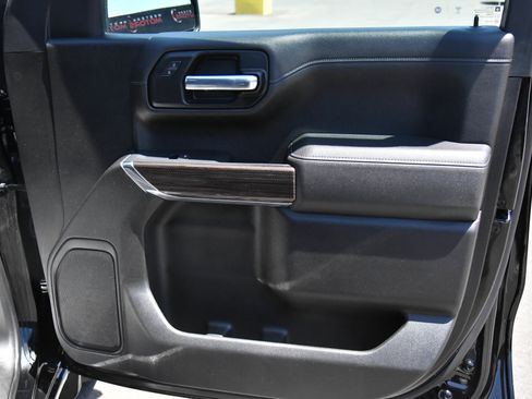 Used 2022 Chevrolet Silverado 1500 LT RWD image 42