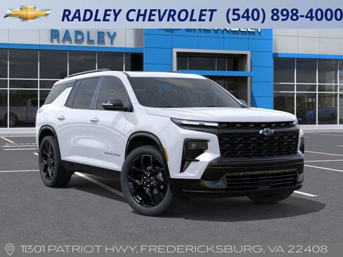 New 2026 Chevrolet Traverse RS image 7