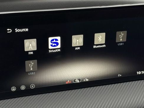 New 2026 Nissan Kicks SR w/ Cold Weather Package FWD image 17