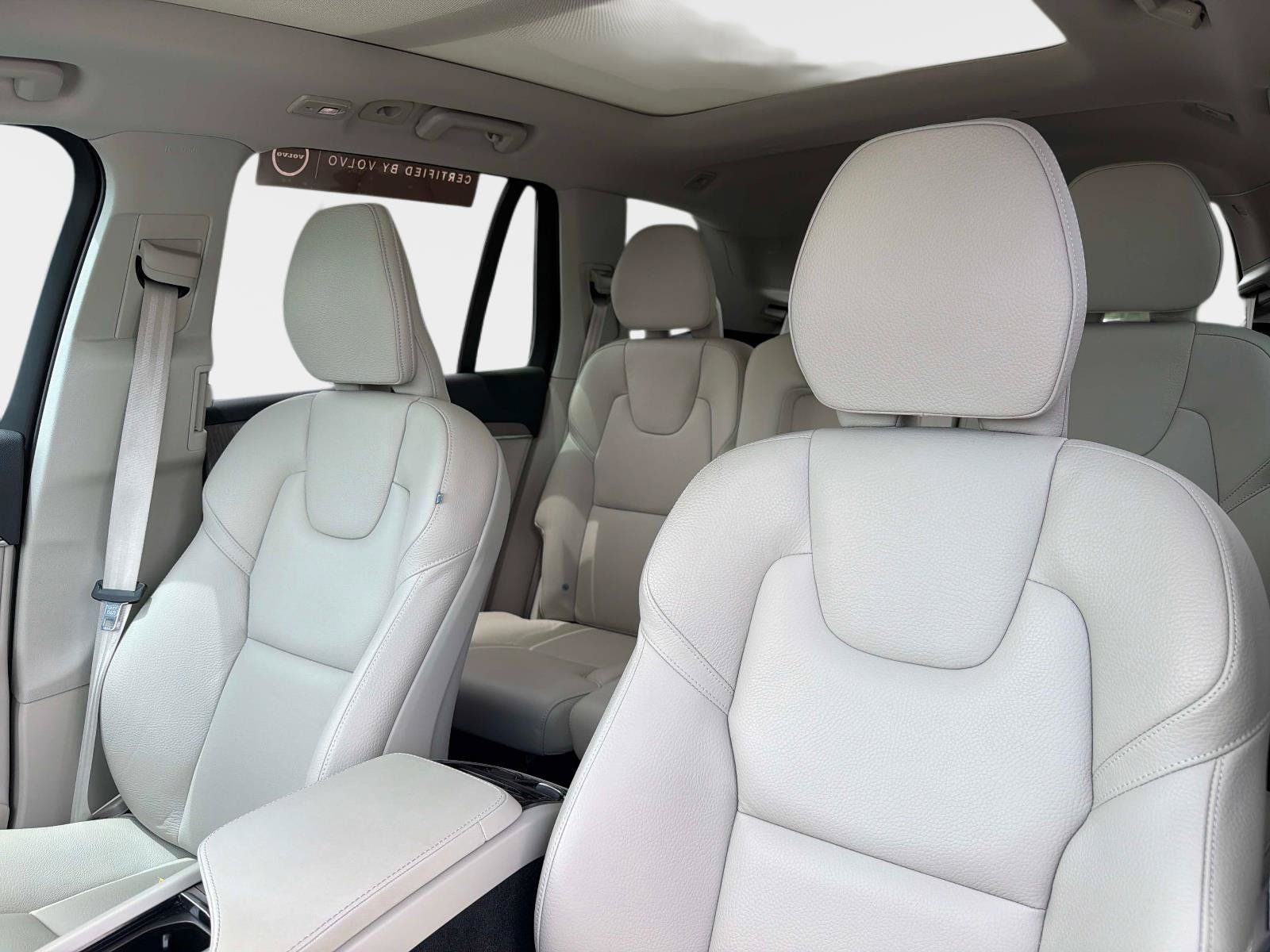 Used 2025 Volvo XC90 T8 Plus w/ Protection Package Premier AWD/4WD image 19