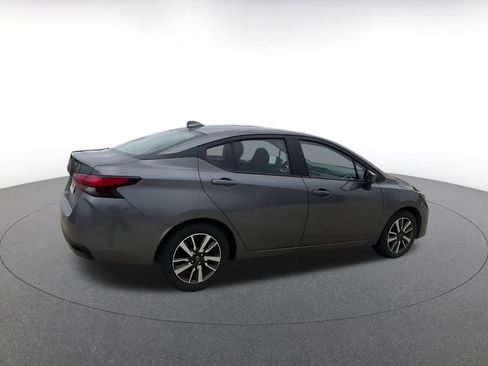 Used 2025 Nissan Versa SV FWD image 15